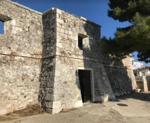 Seafront castello for renovation on Hvar island in Sucuraj - unique and unusual property in Croatia for sale! 