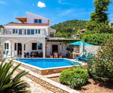 Villa am Meer zum Verkauf auf der Insel Korcula mit Anlegemöglichkeit - foto 3