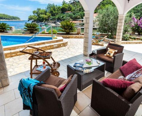 Villa am Meer zum Verkauf auf der Insel Korcula mit Anlegemöglichkeit - foto 38