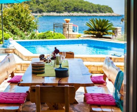 Villa am Meer zum Verkauf auf der Insel Korcula mit Anlegemöglichkeit - foto 39