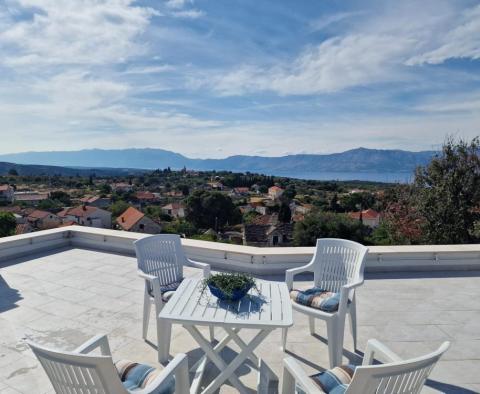 Faszinierende Villa auf der Insel Brac mit wunderschönem Meerblick in Skrip - foto 7
