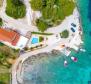Villa am Meer zum Verkauf auf der Insel Korcula mit Anlegemöglichkeit 
