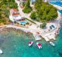 Villa am Meer zum Verkauf auf der Insel Korcula mit Anlegemöglichkeit - foto 2