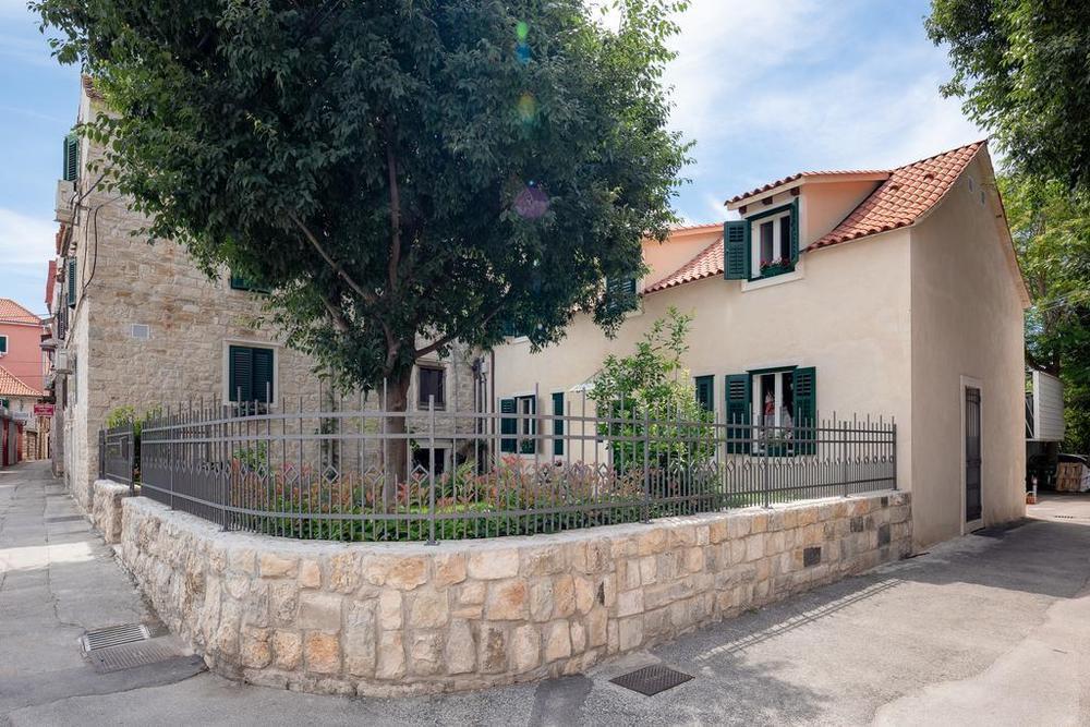 Zrekonstruovaná nemovitost používaná k pronájmu v centru Splitu 