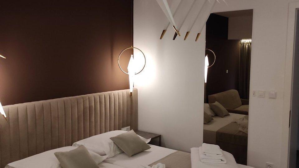 Skvělá nabídka-hotel na prodej v centru Splitu 500 metrů od moře 