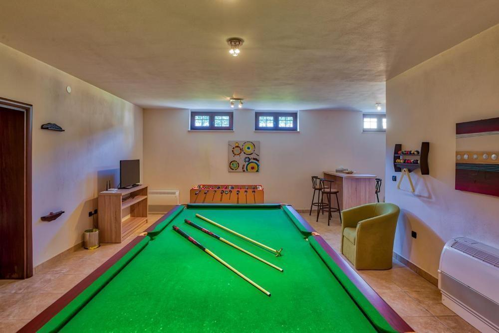 Luxusní vila v Medulinu 50 metrů od moře