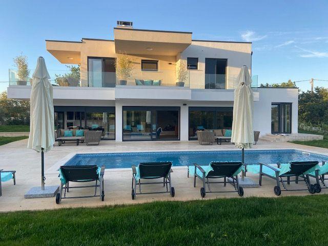 Villa spectaculairement attrayante avec piscine près de Porec 