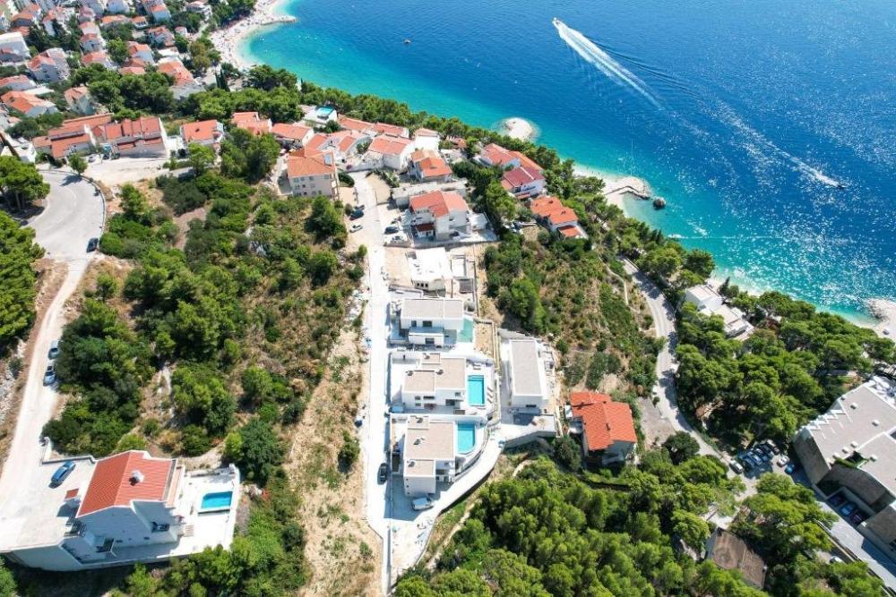 Étonnante nouvelle villa à Baska Voda avec une vue imprenable sur la mer - vraiment unique ! 
