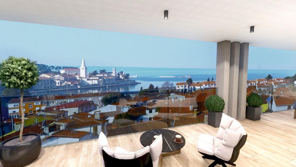 Luxus penthouse gyönyörű kilátással a városra és a tengerre, 500 méterre az Adriától 