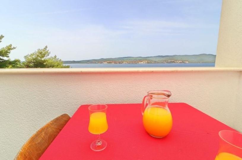 Wonderful apartment only 30 meters from the sea on Peljesac peninsula 