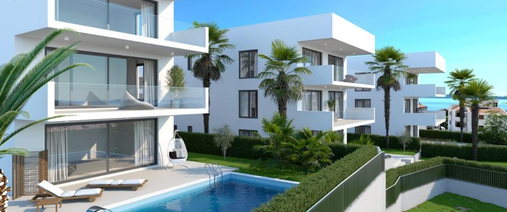 Exclusive apartment with garden and pool on Ciovo, Trogir area 