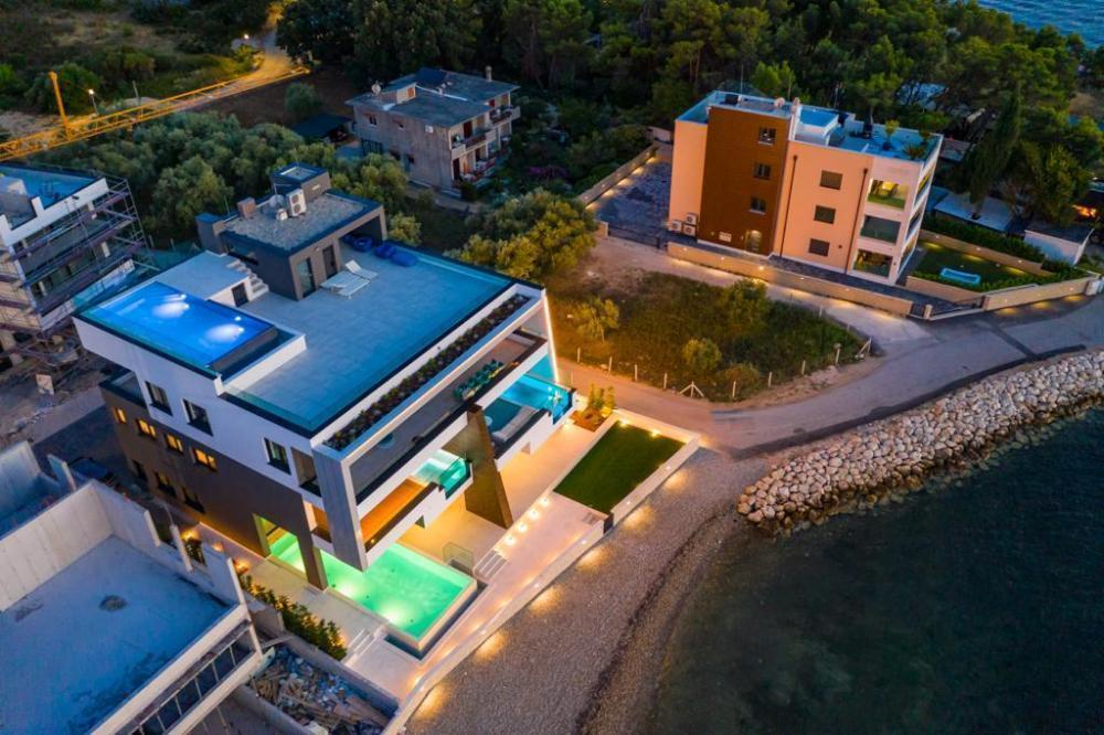 Luxusní apartmány první řada k moři v Zadaru - 8 jedinečných kousků luxusu