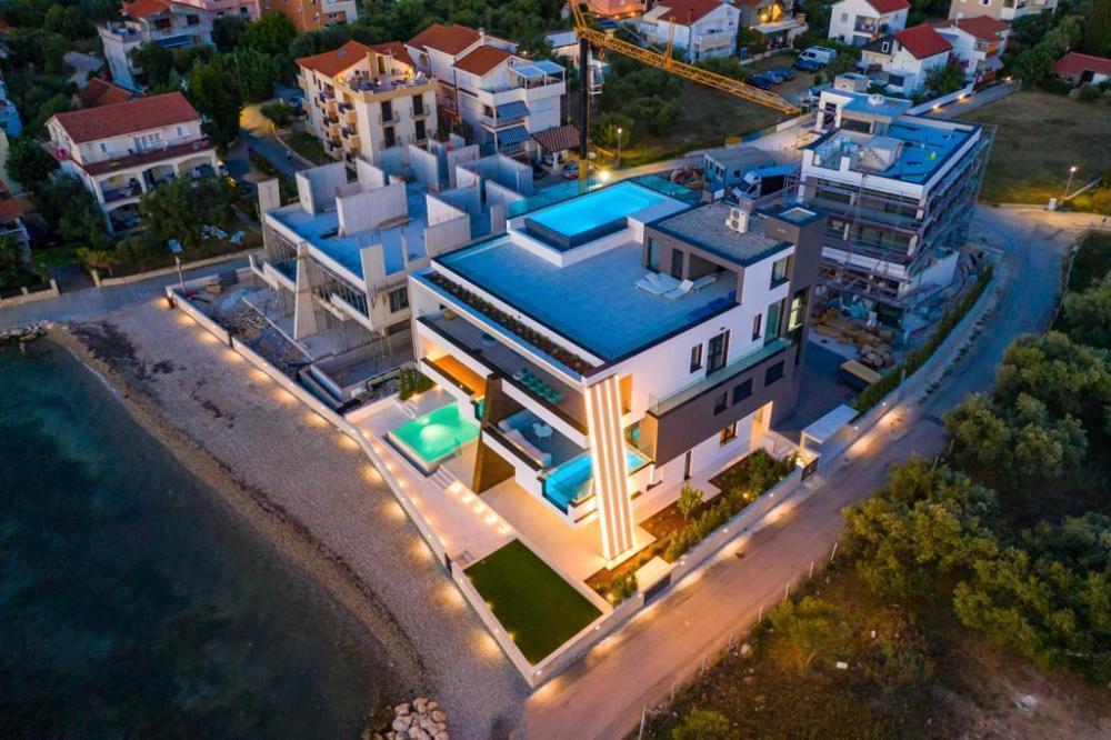 Luxusní apartmány první řada k moři v Zadaru - 8 jedinečných kousků luxusu
