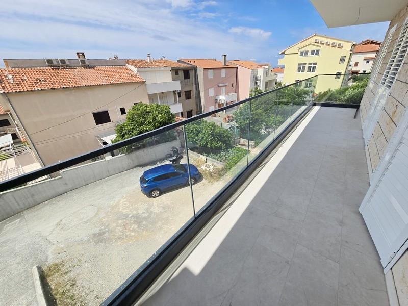 Superb new apartment in Makarska, for sale 