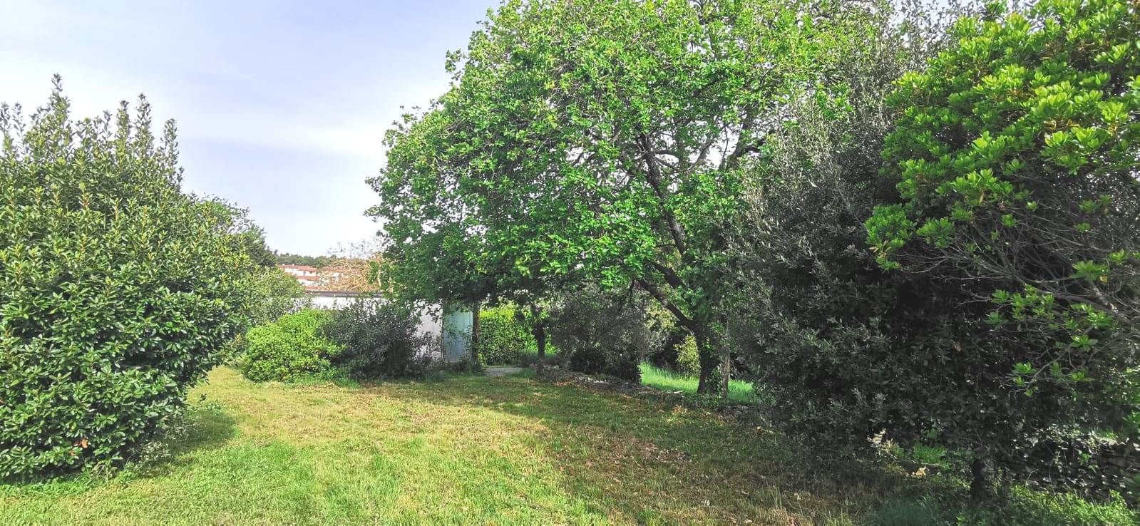 Land in Premantura, Medulin, 300m from the sea, for sale Land in Premantura, Medulin, 300m from the sea, for sale