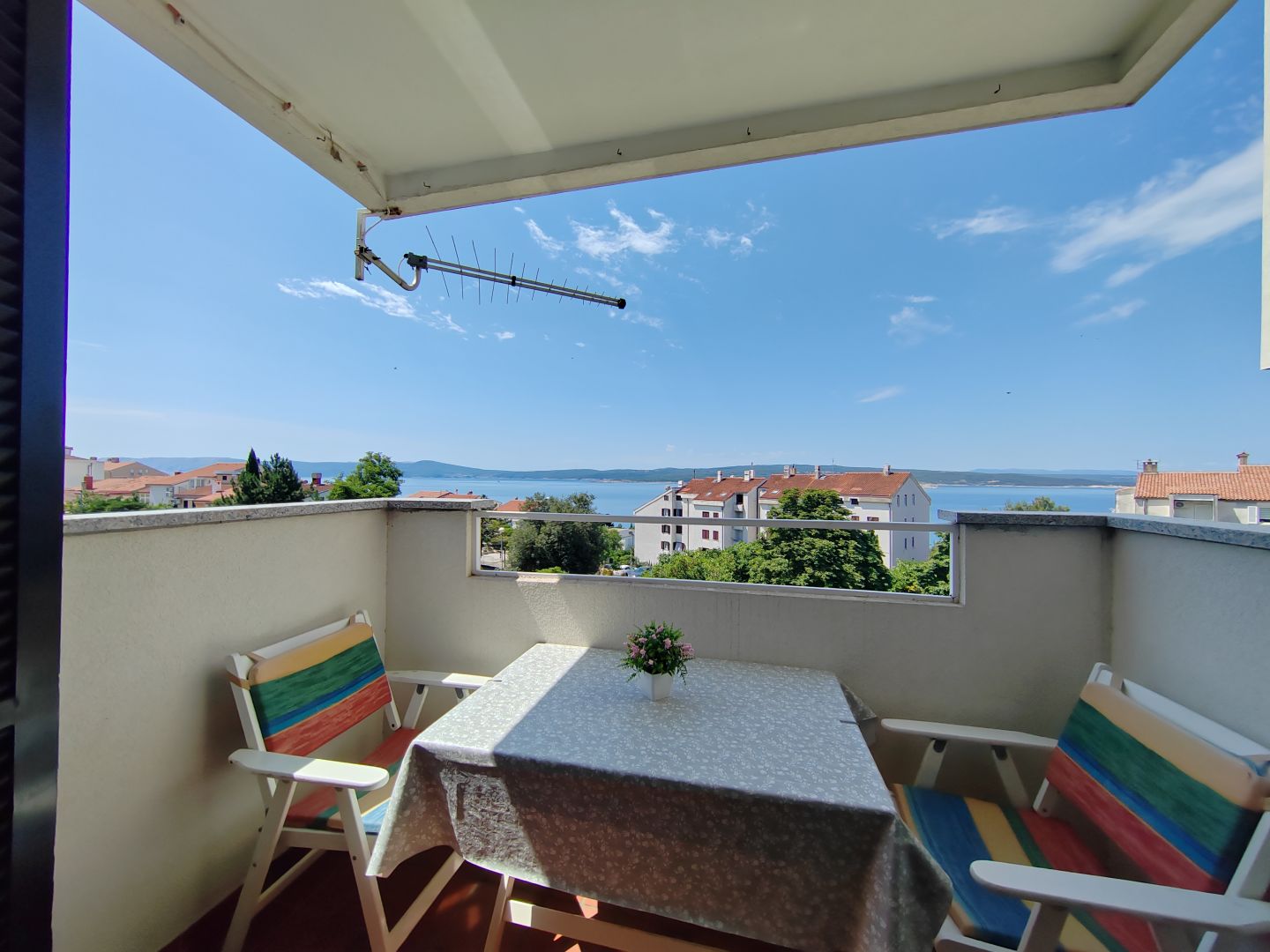 Wohnung mit 2 Balkonen und 2 Schlafzimmern, 200 m vom Meer in Crikvenica, zu verkaufen Wohnung mit 2 Balkonen und 2 Schlafzimmern, 200 m vom Meer in Crikvenica, zu verkaufen