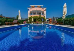 Mini-hotel, North and Middle Dalmatia, Split, 390 sq.m, 600 000 € 