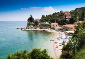 Tourist complex for sale in romantic Stikovica near Dubrovnik 