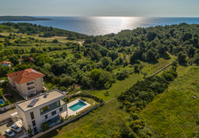 Super-modern extravagant villa in Premantura area close to Kamenjak Nature Park 