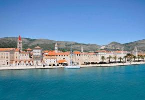 Fantastic waterfront boutique-hotel with medieval Trogir and sea view - EXCLUSIVE OFFER! 