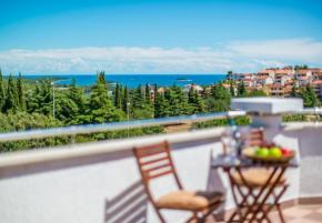 Nice newly refurbished hotel for sale in Porec area 