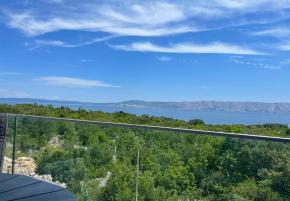 Gorgeous apartment with fantastic sea views in Klenovica 