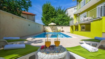 Villa mit Pool in Valdebek, Pula, perfekt um 365 Tage im Jahr in Kroatien zu leben 