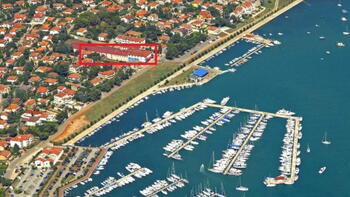 Offer of HOTEL plus CASINO in Umag on the first line to the sea, opposite yachting marina 