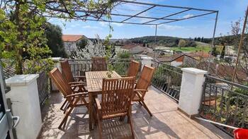 House in Vrsar centre with sea view 