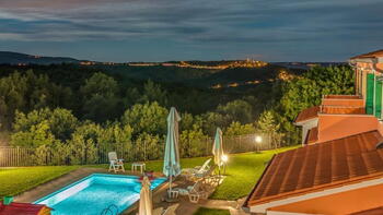 Romantic villa with a distant view of the old town Labin 