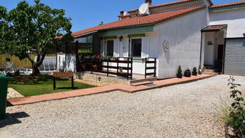 Well-priced house in Valbandon, Fažana 