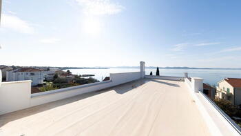 Luxury penthouse in a new residence in Diklo, just 40 meters from the beach 