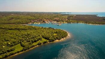 Cheap land in Poreč just 200 meters from the sea - unique! 