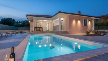 Superb villa in Labin with swimming pool 