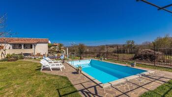 Renovated stone house with a swimming pool and a large garden in Risika, Krk 
