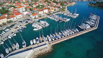 65 szobás szálloda projektje Ugljan szigetén a kikötő mellett 