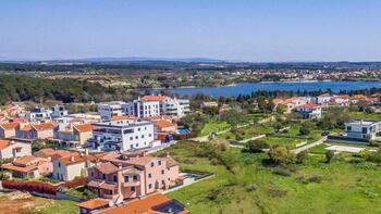 Luxury apartment with swimming pool in Medulin just 350 meters from the sea 