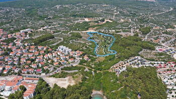 Terrain à vendre sur l'île de Krk à seulement 200 mètres des plages - Zone T2 - 18541 m². au total 