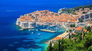 Terrain urbain dans la région de Dubrovnik, 1ère ligne de mer 