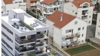 Csodálatos penthouse Zadar új rezidenciájában, tetőterasszal 