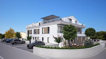 Modern terraced house 2 km from the sea in a new complex 