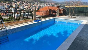 Guest house in Dubrovnik with swimming pool and sea views 