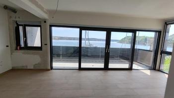Magnificent penthouse in Jadranovo on the first line to the sea, new luxury residence 