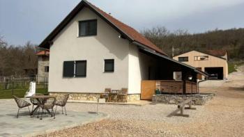 A beautiful property with a horse ranch in Skare, Otocac 