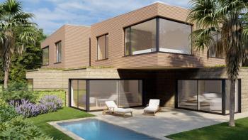Villa in Poreč with lovely pool, 1,8 km from the sea, for sale 