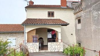 Haus mit Meerblick und Garage in Porec, in Fuskulin 
