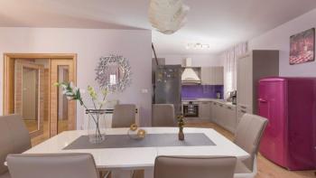 Wspaniały apartament w Banjole, Medulin, z basenem 