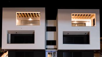 Penthouse-Wohnung mit Meerblick in der Stadt Krk 