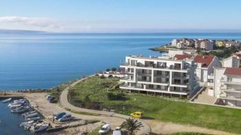 Wspaniały nowy apartament z 3 sypialniami na 1. linii w Povljana na półwyspie Pag 