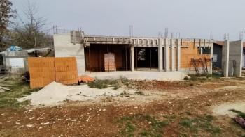 House under construction in Sošići, Kanfanar 